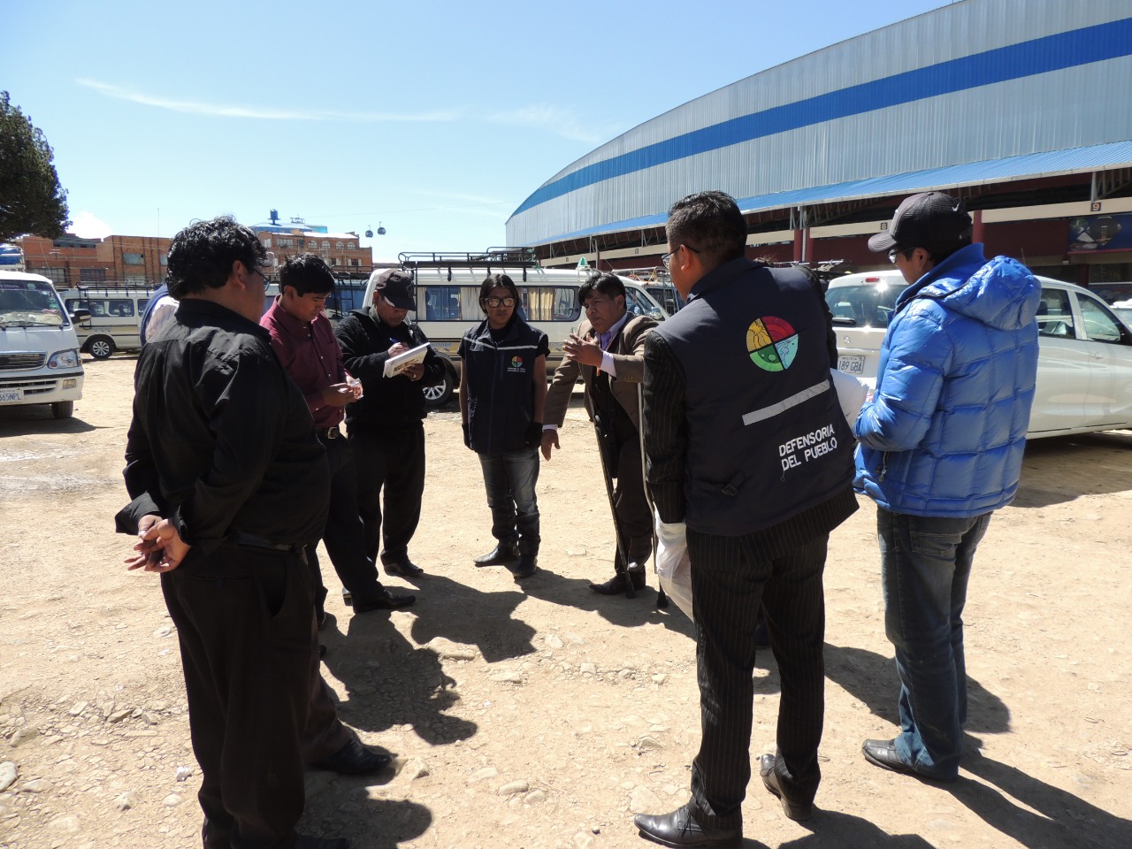 Defensoría del Pueblo socializó la prevención de la trata de personas con operadores de transporte de la ciudad El Alto
